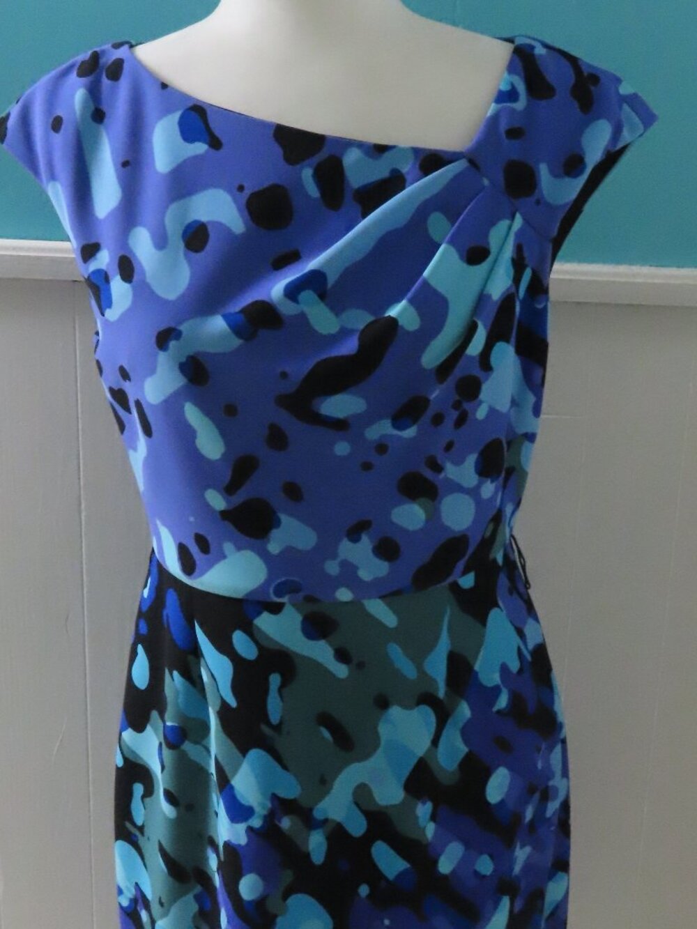 Muse Women's Dress,‎ Size 8, Purple Blue Black Sleeveless